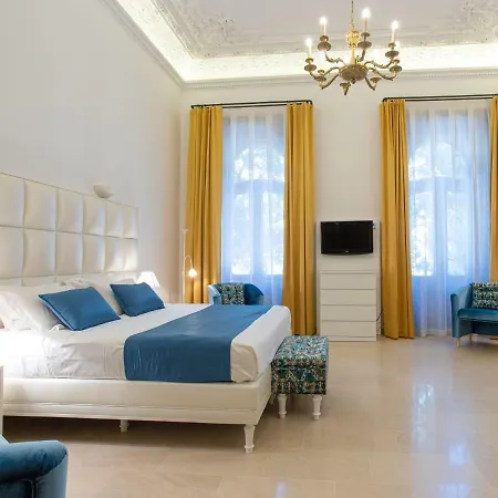 Duke's * Budapest